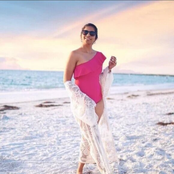 Women's Ruffle One Shoulder Full Coverage One Piece Swimsuit - Kona Sol L 12-14 - Picture 4 of 6